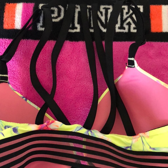 SOLD VS PINK Wear Everywhere Push-Up - Picture 3 of 4